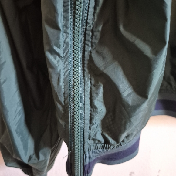 Vintage Rawlings Green Pullover Sweatshirt, Walmart Old Logo In Front. - Picture 6 of 6